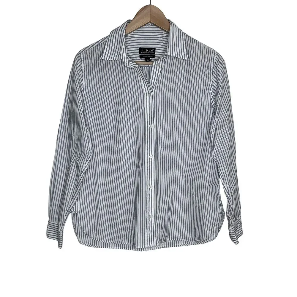 J.Crew Jules Classic Fit Button Up Shirt 8 Blue White Stripe Cotton CN525